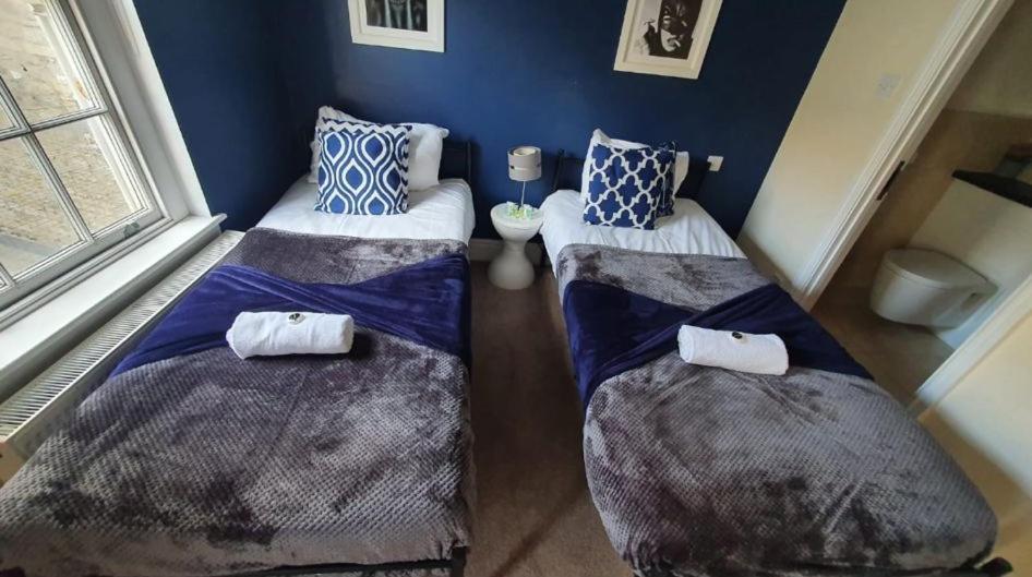 Stunning Hepburn Suite! Бат Екстериор снимка